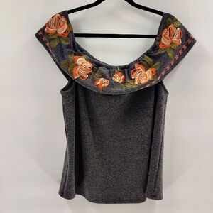 THML gray Open Neck Blouse Embroidered Flowers Size Large Sleeveless Stretch